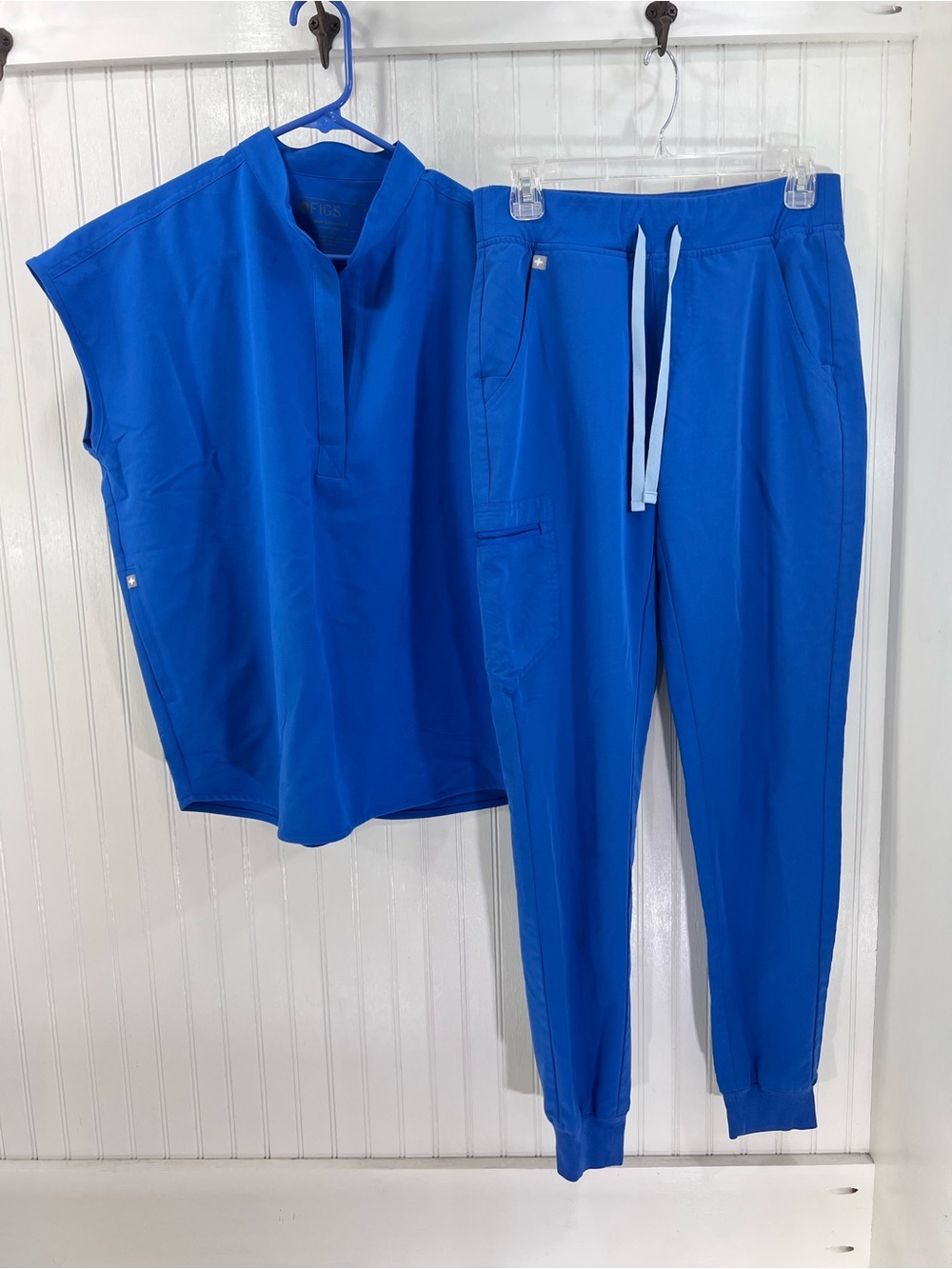 Figs Scrubs Set NWT Rafaela Top S with Used Zamora Joggers S/T Blue Healthcare